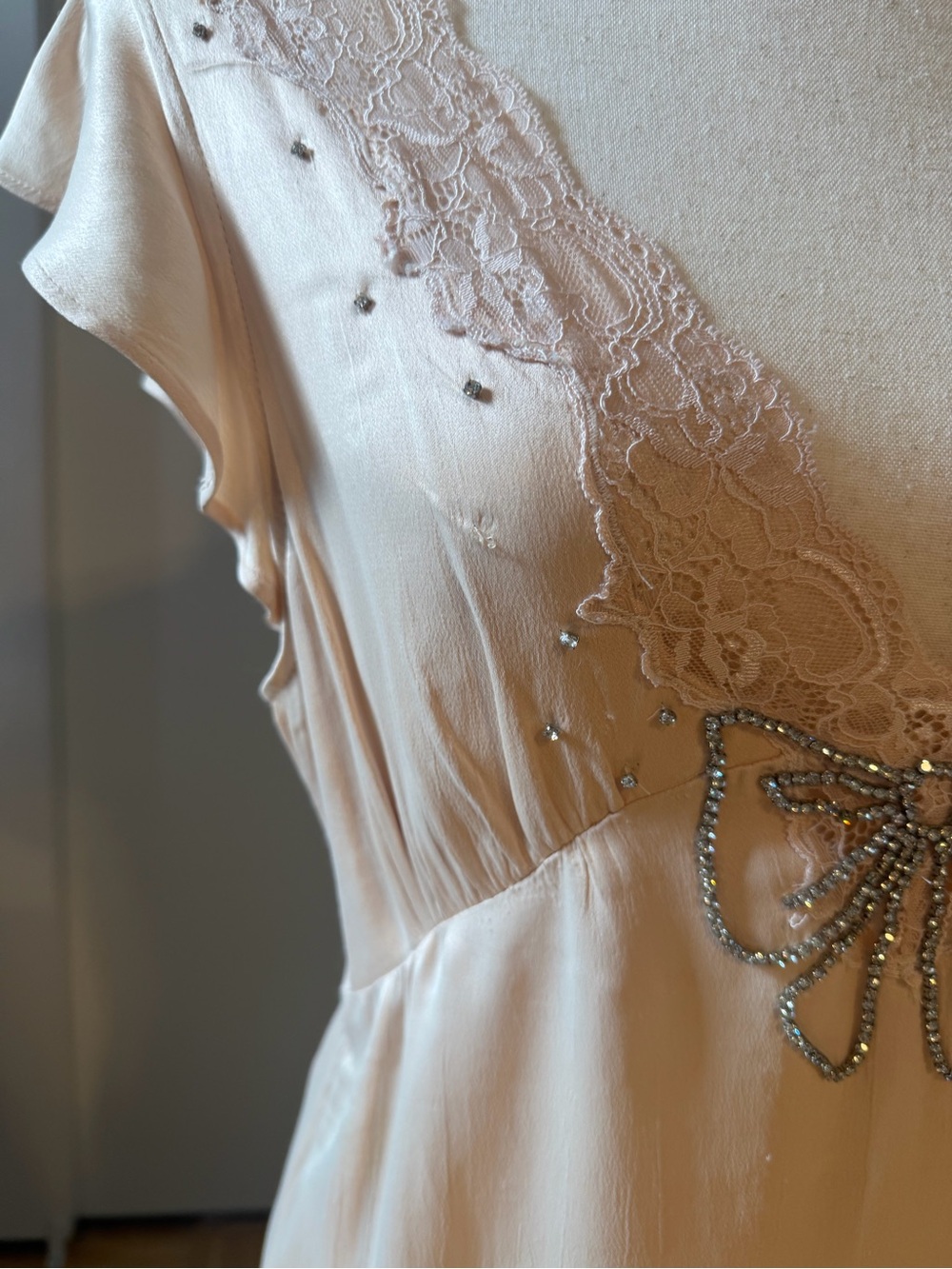Free people tied with joy dress - Picture 3 of 9